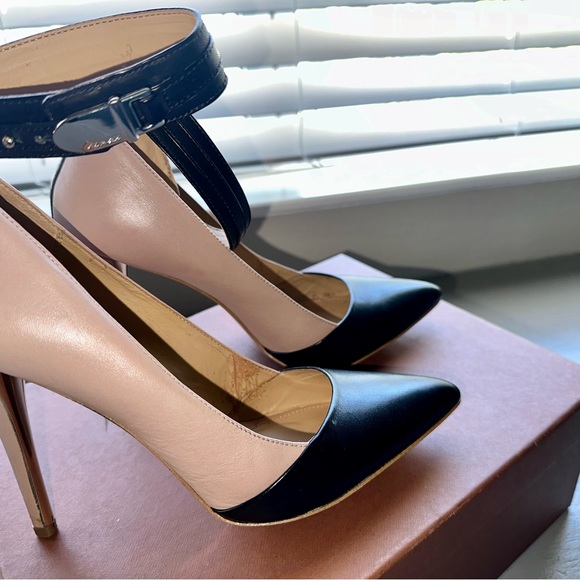 Coach Two-Tone Leather Pumps with Ankle Strap - Picture 6 of 7
